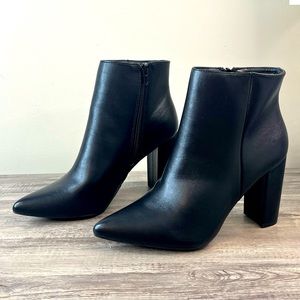 New Black Ankle Heeled Boots Size 8.5